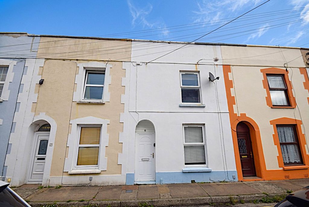 Property photo 1 of 15
