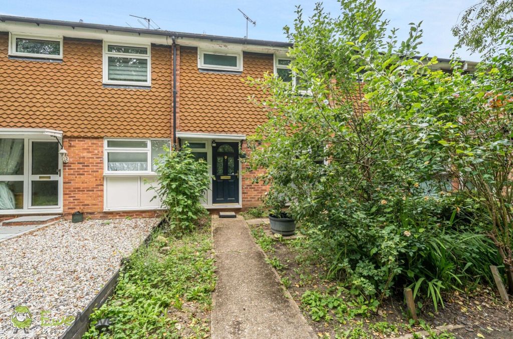 Property photo 1 of 16 Front
