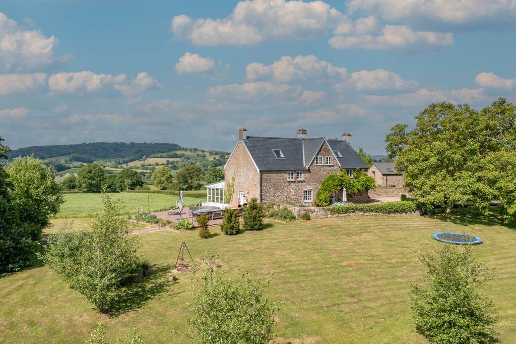 5 bed property for saleMitchel Troy, Monmouth NP25