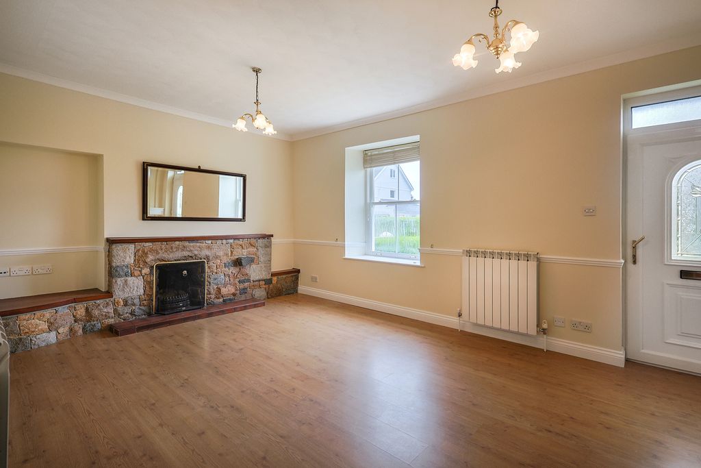 Property photo 3 of 21 Photo 2