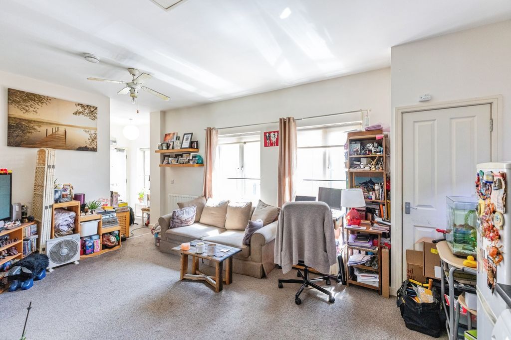 Property photo 3 of 9 Open Plan Living