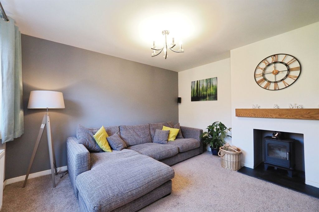 Property photo 3 of 22