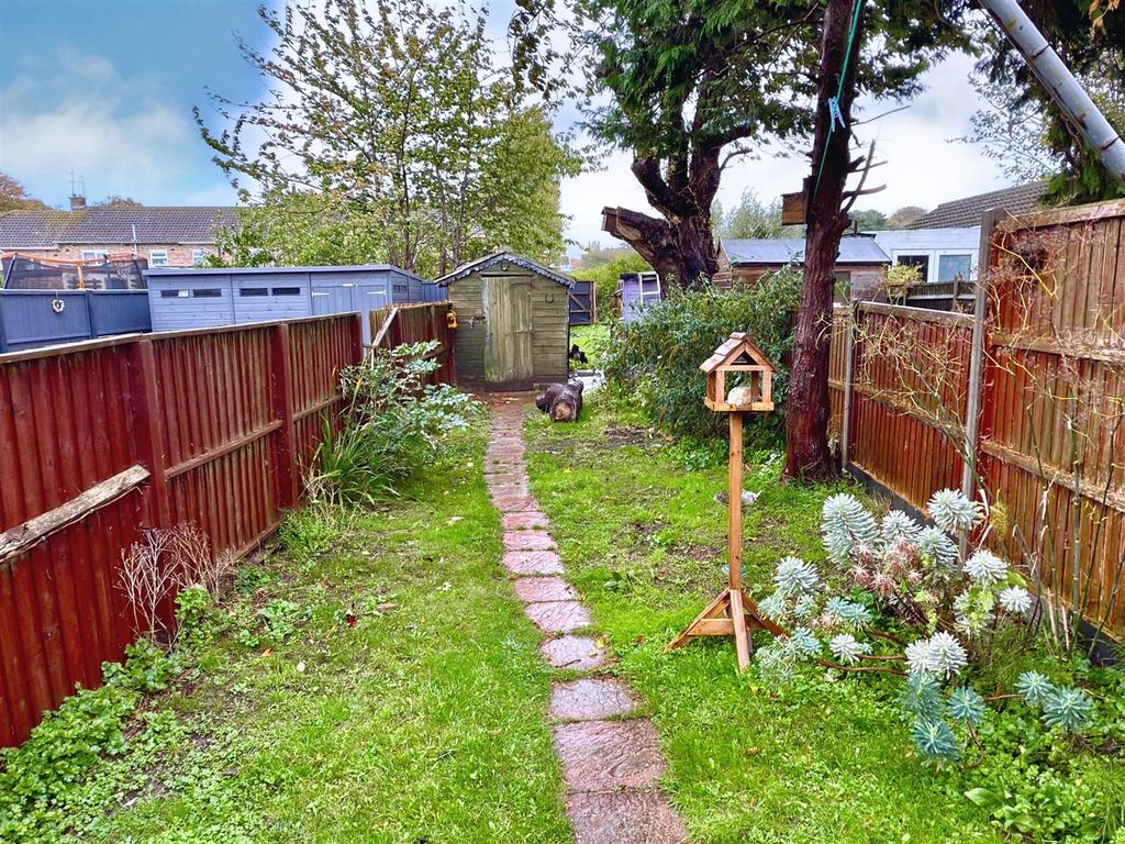 Property photo 2 of 17 Garden Area.Jpg