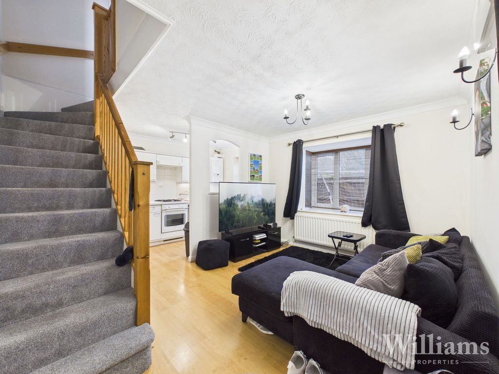 Property photo 2 of 9