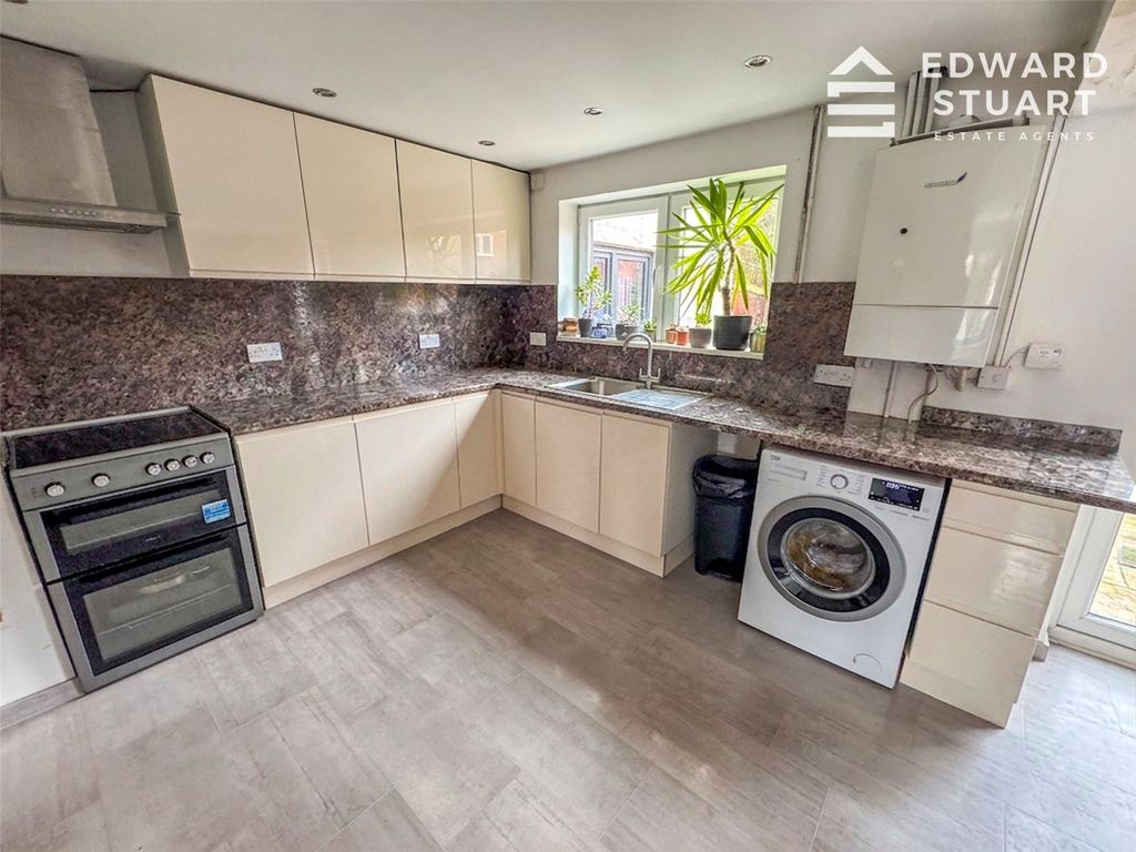 Property photo 2 of 10 Picture No. 07