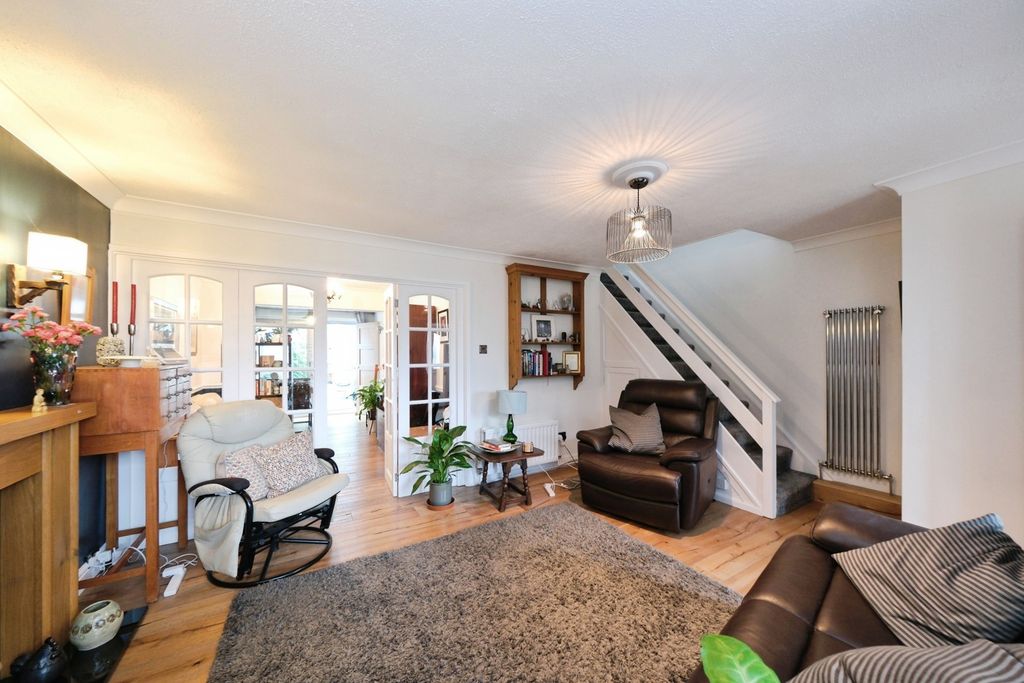 Property photo 3 of 26 Pbox-Img.Jpg