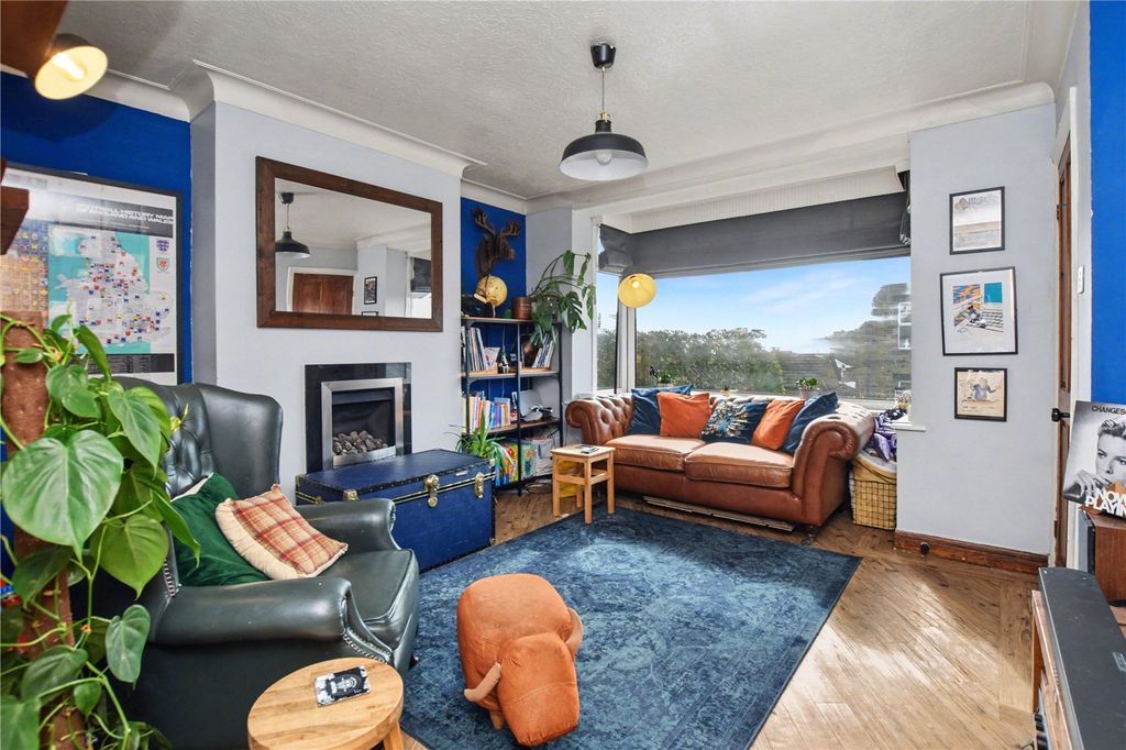 Property photo 2 of 19 Picture No. 06