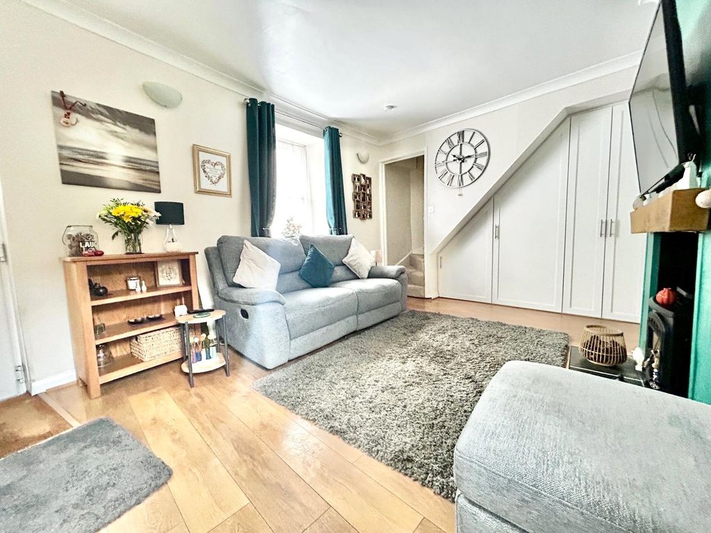 Property photo 3 of 8 Picture No. 04