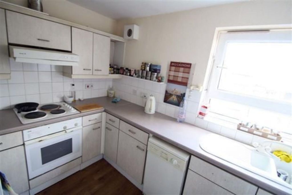 Property photo 3 of 8