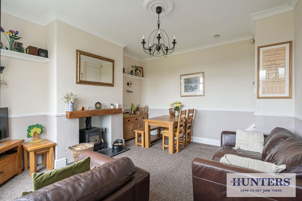 Property photo 3 of 26 Living Room