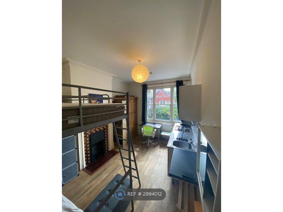 Property photo 2 of 4