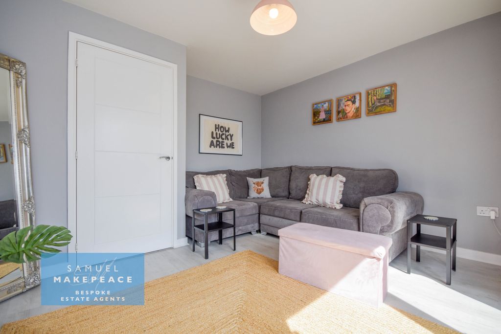 Property photo 3 of 15 George Treg Close
