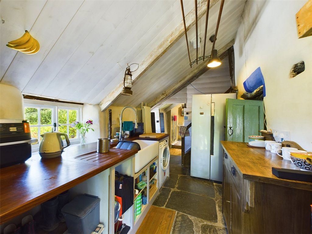 Property photo 3 of 10 Picture No. 05