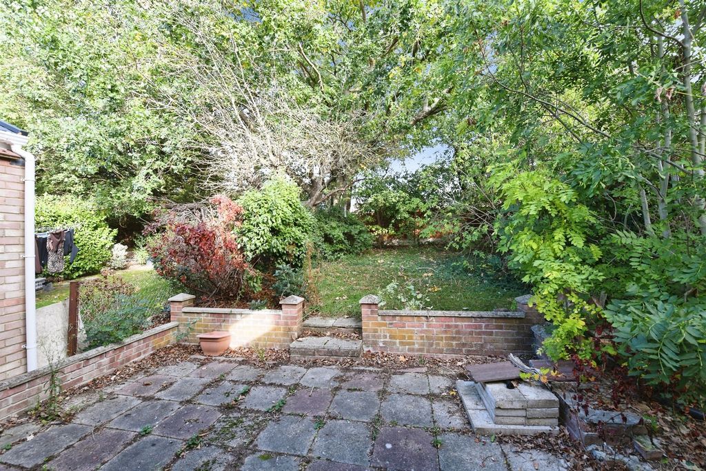 Property photo 2 of 14