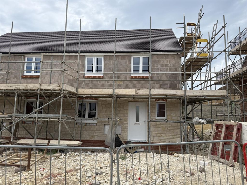 Property photo 1 of 14 Plot 321 Front.Jpeg