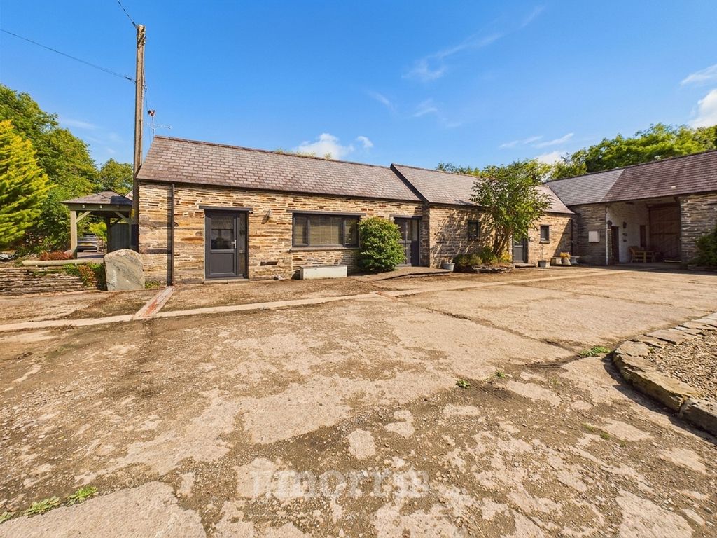 Property photo 1 of 41