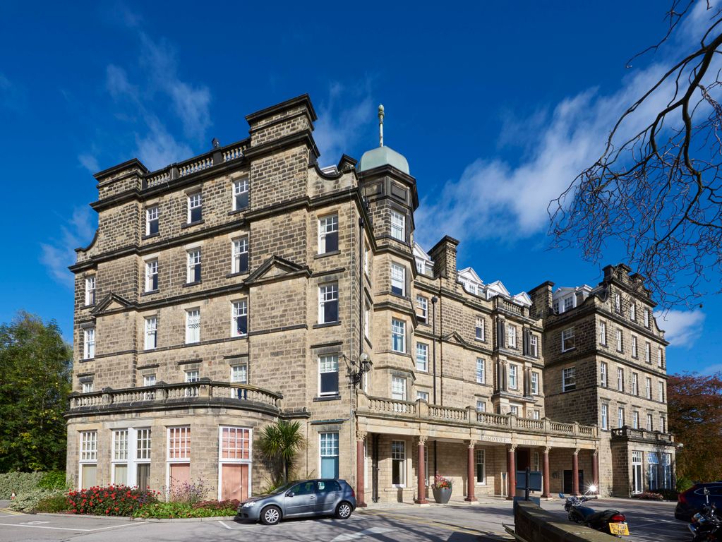 Property photo 3 of 17