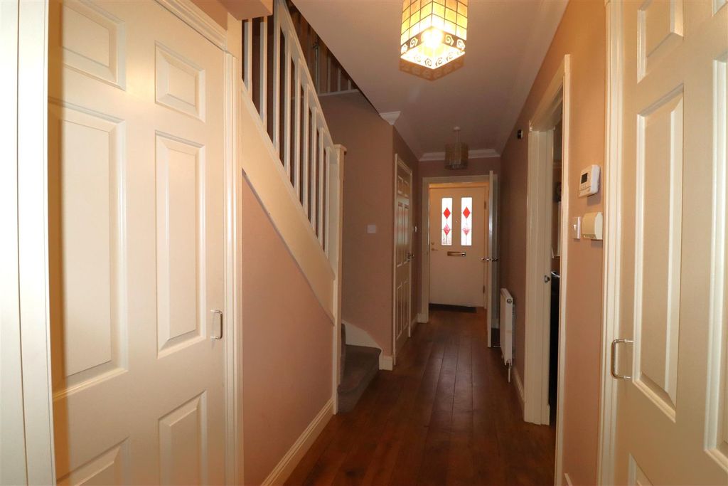 Property photo 3 of 43 Hall.Jpg