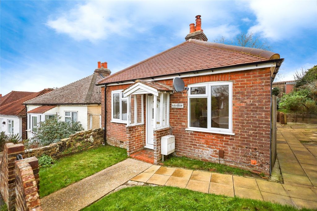 Property photo 1 of 17 Picture No. 12