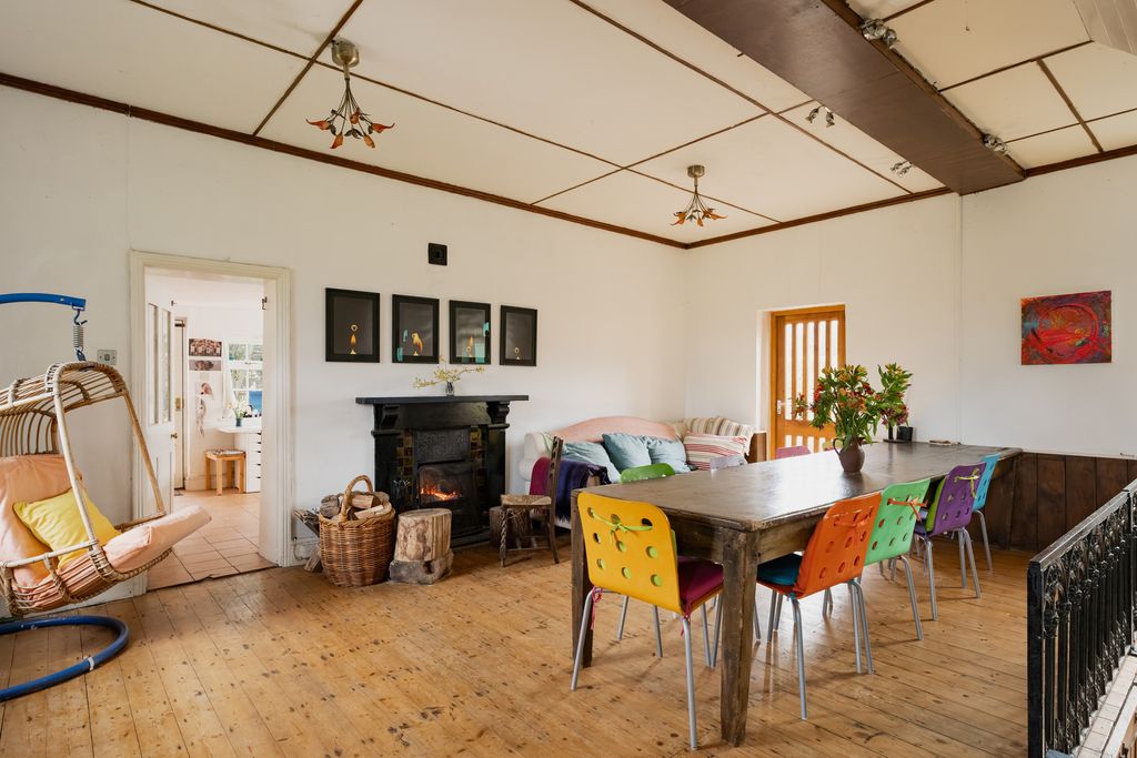 Property photo 2 of 35 335592 - Oddfellows Hall, North Creake-13.Jpg