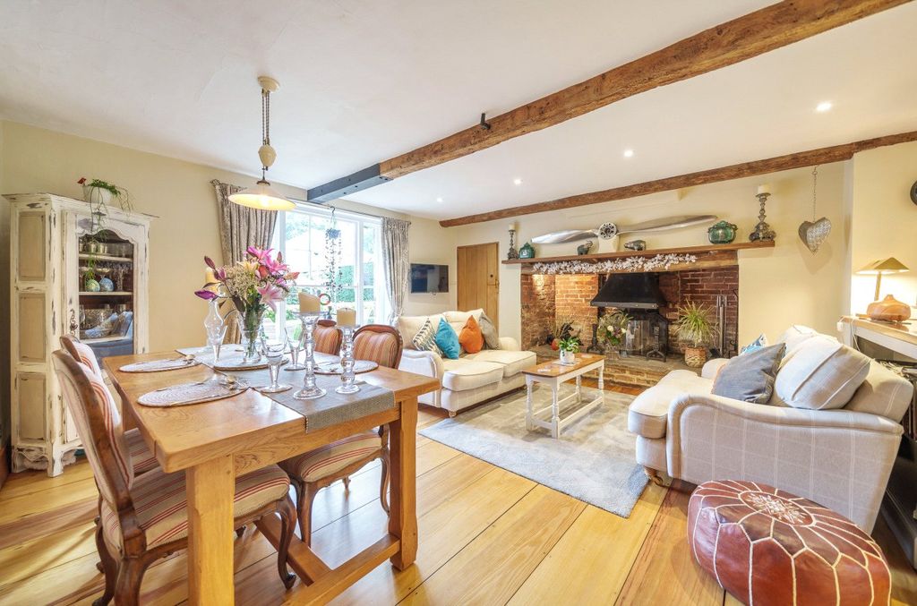 Property photo 3 of 30 Kitchen/Dining 3