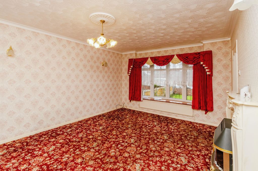 Property photo 2 of 17 Photography