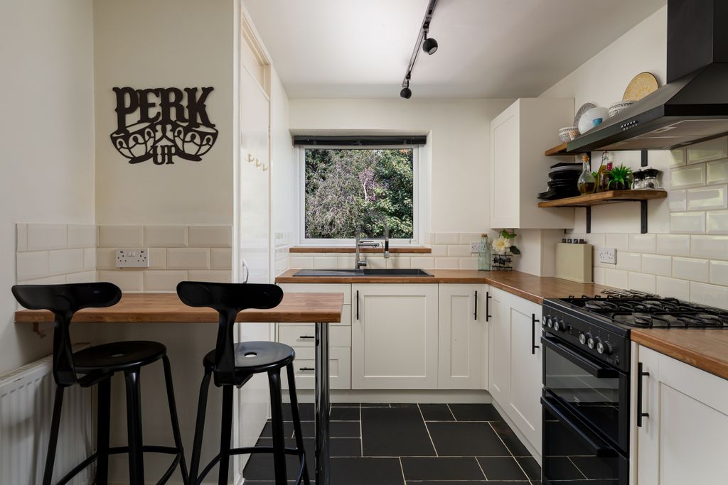 Property photo 3 of 10 Picture No. 06