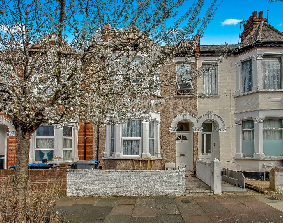 Property photo 1 of 13