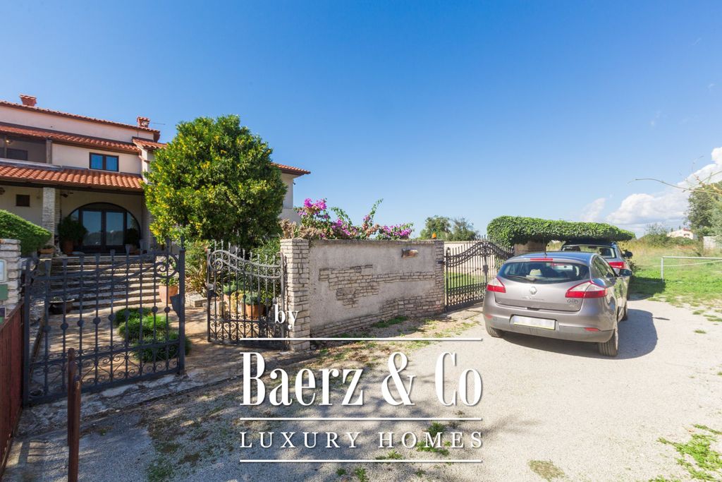 Property photo 1 of 60