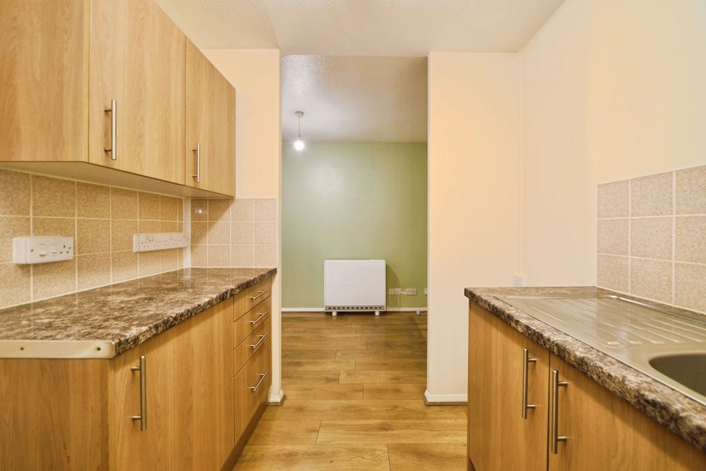 Property photo 3 of 13 Pbox-Img.Jpg