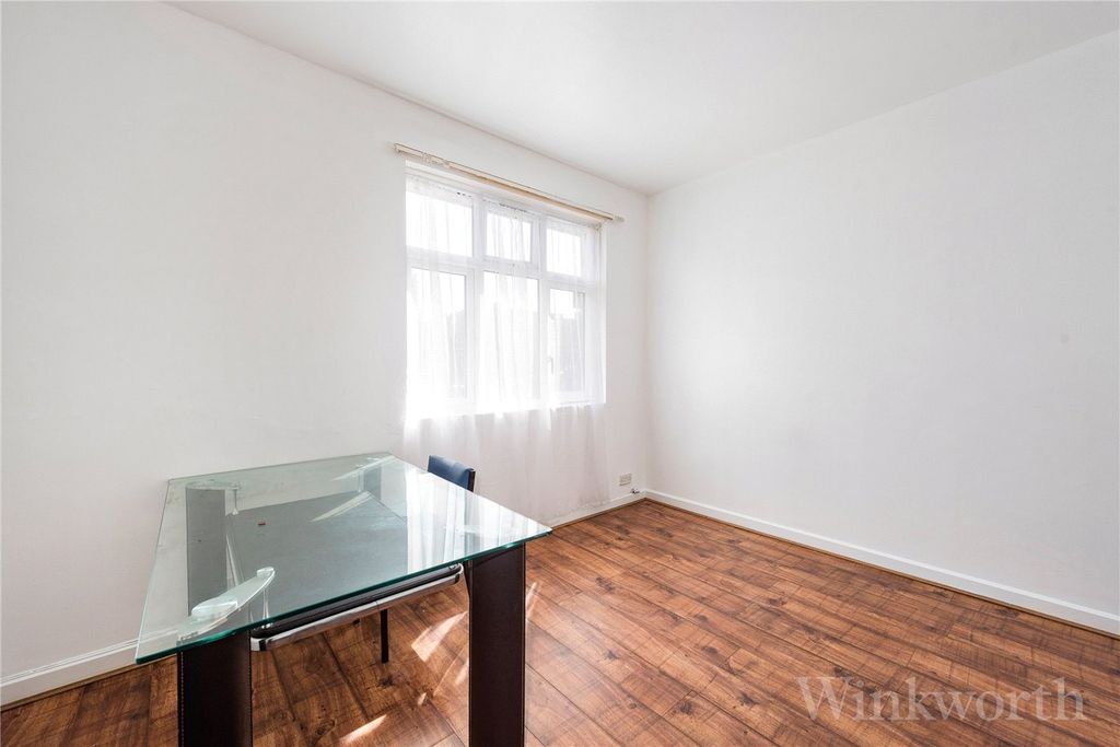 Property photo 2 of 10 Picture No. 16