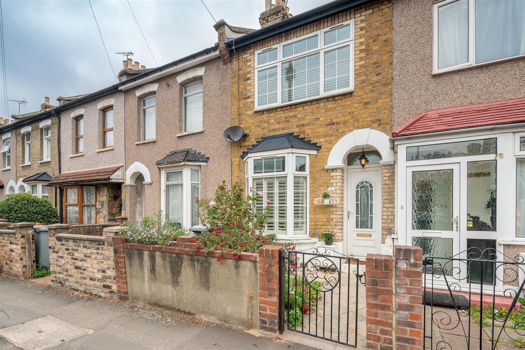 Property photo 1 of 14