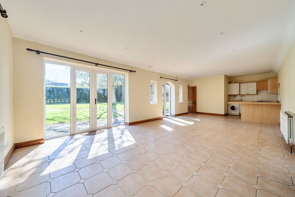 Property photo 2 of 18 Photo 10