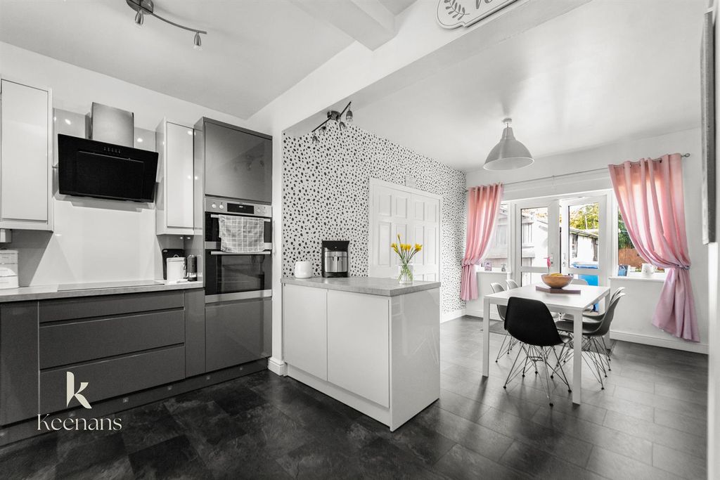 Property photo 2 of 30 3.Jpg