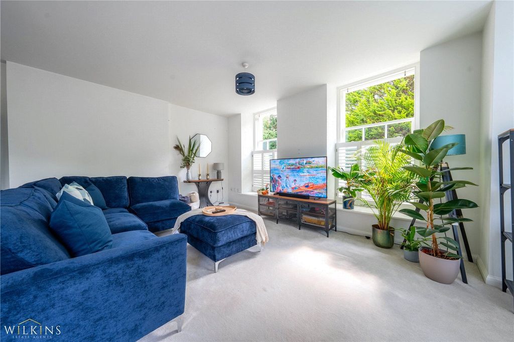 Property photo 3 of 19 Picture No. 20