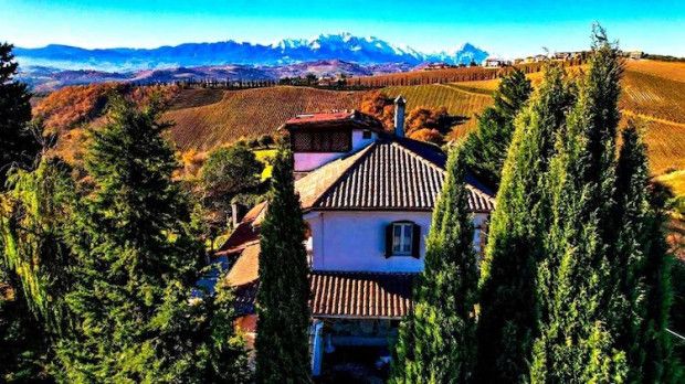 Property photo 1 of 20