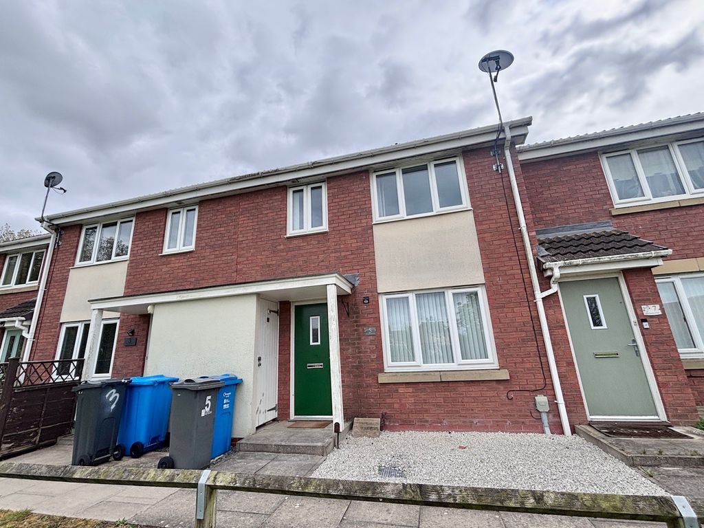 Property photo 1 of 6 Front