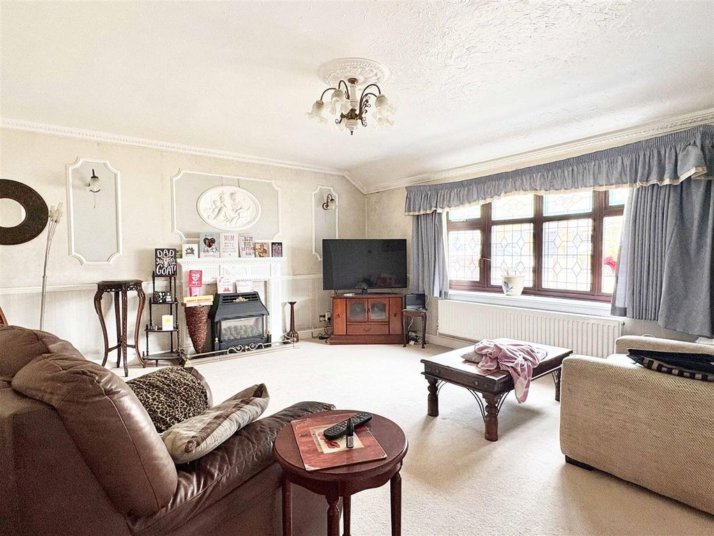 Property photo 2 of 31 l1.Jpg