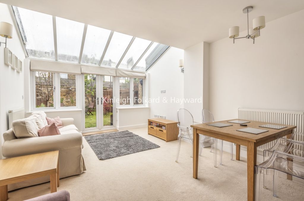 Property photo 1 of 5 68680E7c-d571-4Bd6-8
