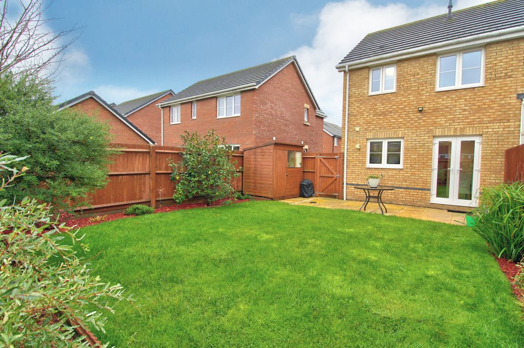 Property photo 3 of 17 Afedc979-F545-452A-915E-43C1203Ba027