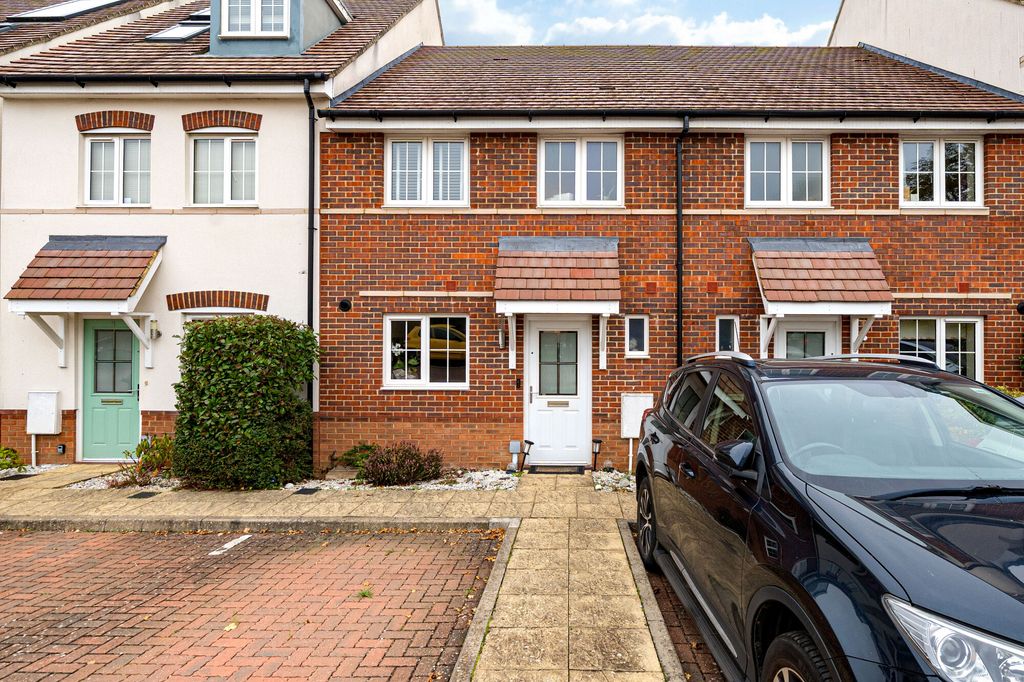 Property photo 1 of 11