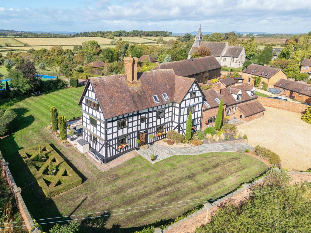 Property photo 1 of 36