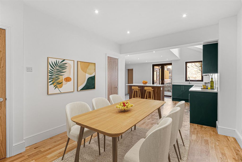 Property photo 3 of 18 Dining Ai Generated