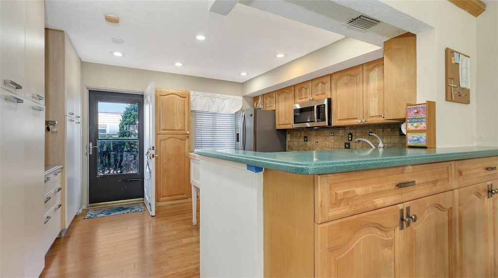Property photo 2 of 19 <Alttext/>