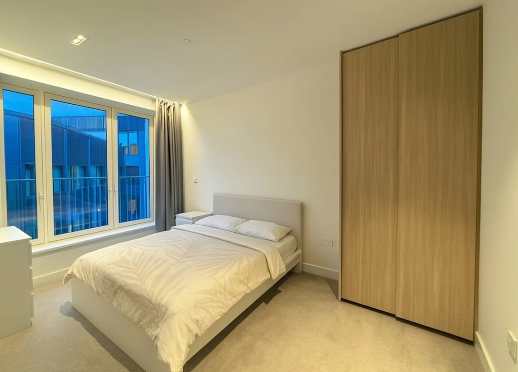 Property photo 3 of 13