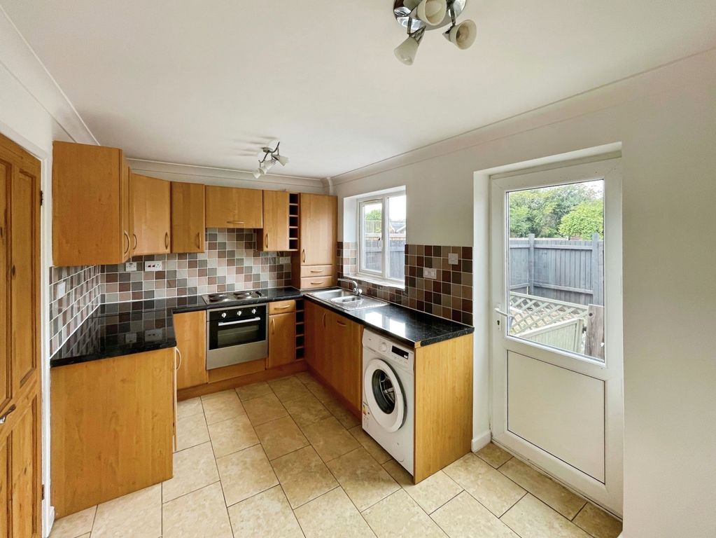 Property photo 2 of 7 Kitchen Diner