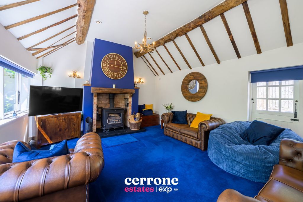 Property photo 2 of 26