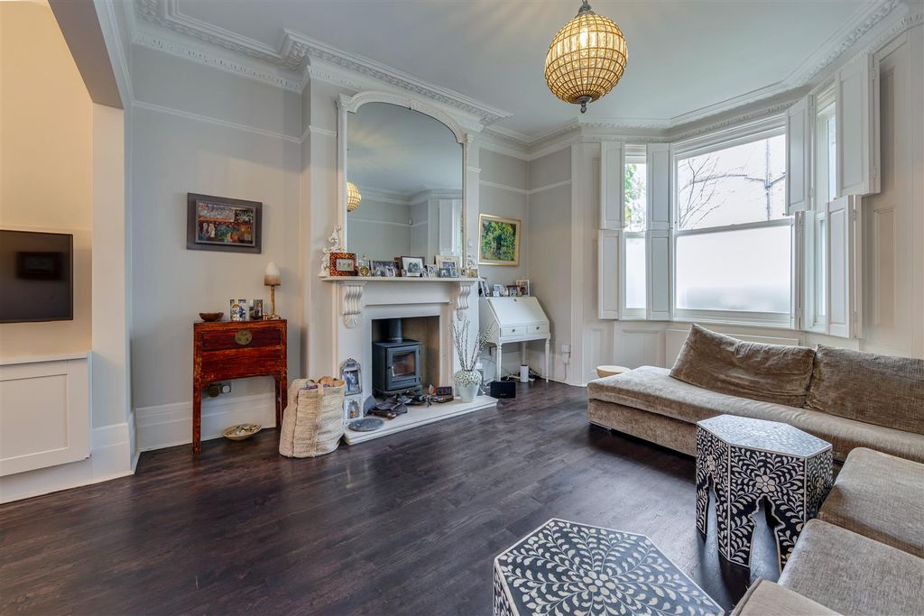 Property photo 2 of 32 0010.Jpg