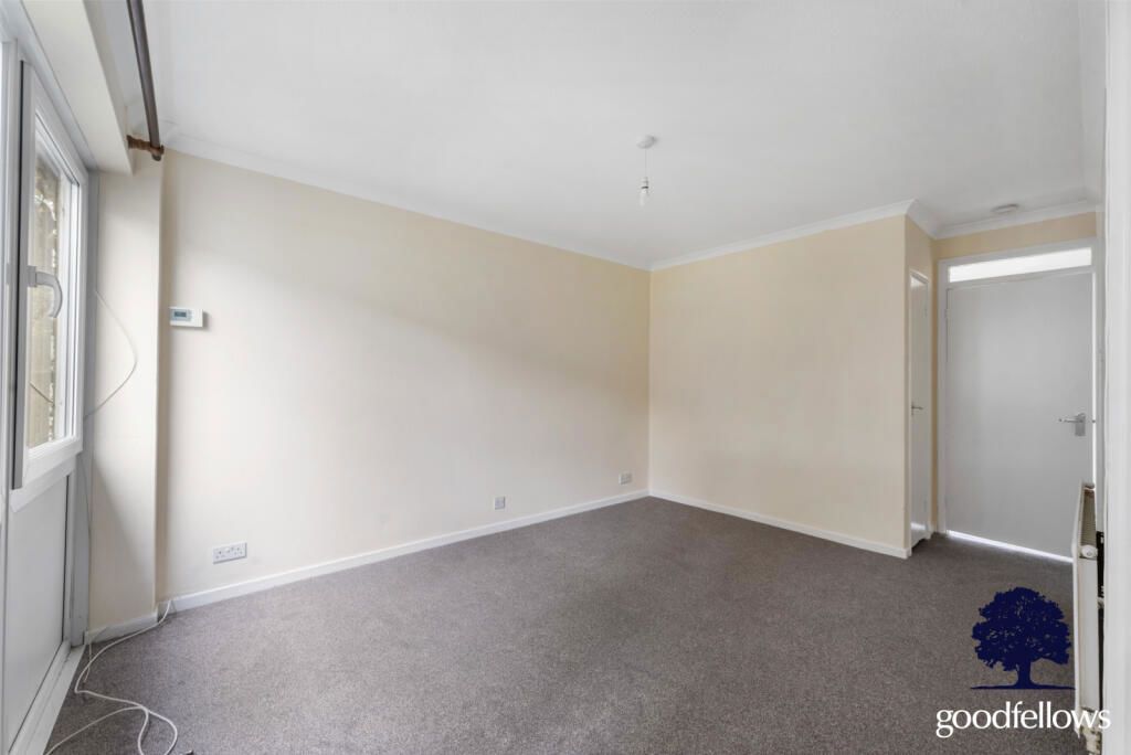 Property photo 2 of 7