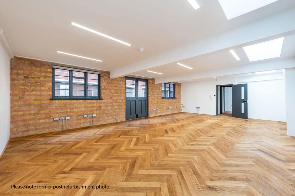 Property photo 3 of 8 Fe7520Bef1c2c0A8Bbf714750003586c-Fitzroy-53.Png